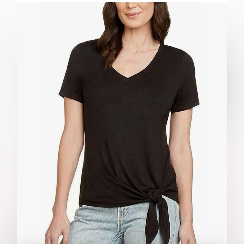 Cute black tee